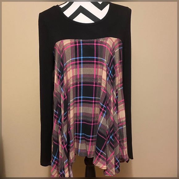 entro Tops - Entro flowy top